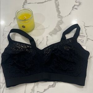 Chantelle Elegant Black Lace Bralette easy feel line SZ 34H